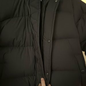 Aritzia TNA super puff black winter jacket